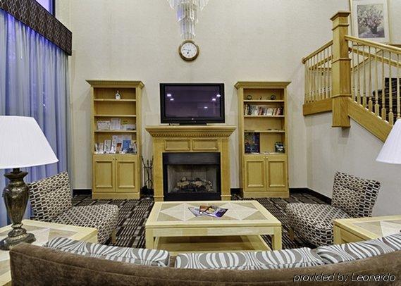 Quality Inn & Suites Quantico Stafford Eksteriør bilde