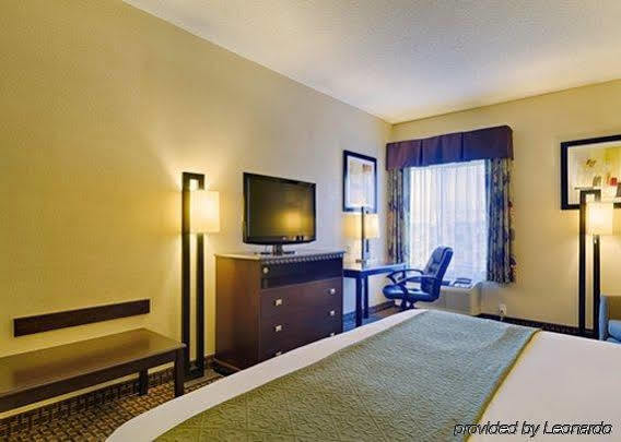 Quality Inn & Suites Quantico Stafford Eksteriør bilde
